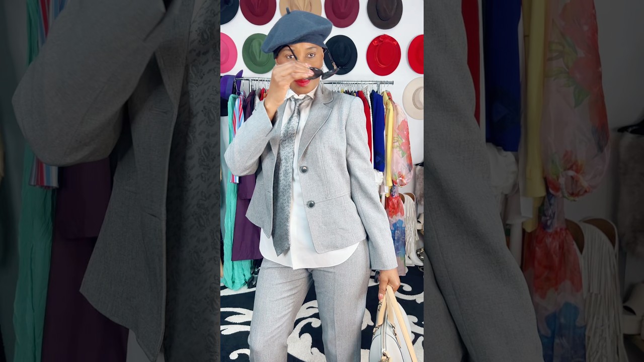 2-Piece Pant Suit for Career Women. Follow for More OutfitIdeas❤️