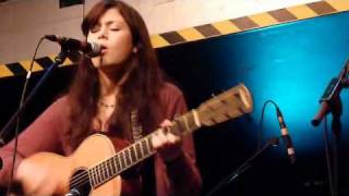 Larkin Poe - ' The Principle of Silver Lining' (The Ferry, Glasgow, 2011) chords