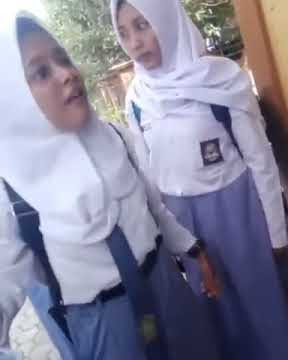 Lucu,cewek sma marah pake bahasa ngapak 😀