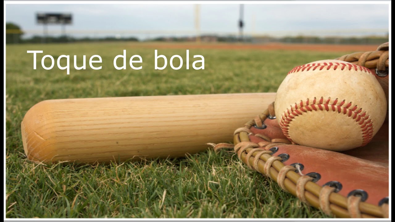 Practique Pelotas De Béisbol Para Batear Entrenador De Bateo