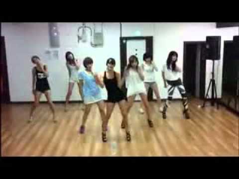 Rainbow Sweet Dream Dance practice mirrored and slowed