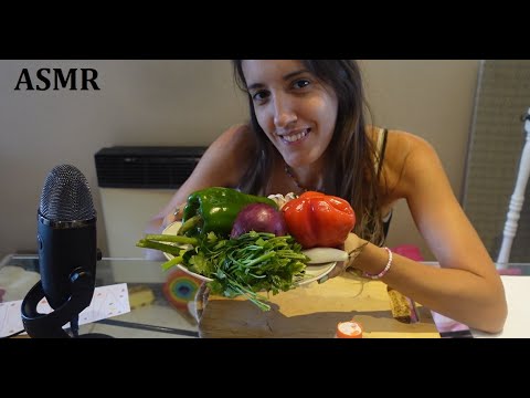 ASMR en español - Chimichurri Casero y Porotos en soft spoken
