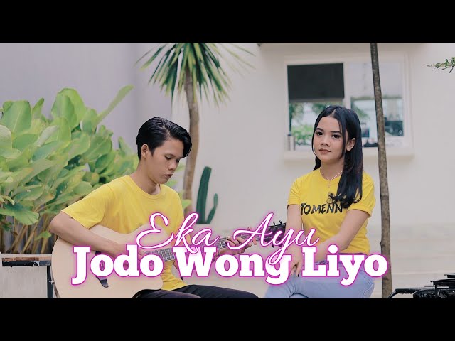 JODO WONG LIYO COVER Akustik By Eka Ayu class=