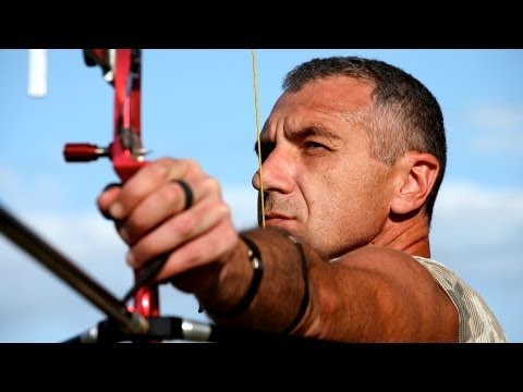 How to Use a Mechanical Bow Release | Archery Lessons