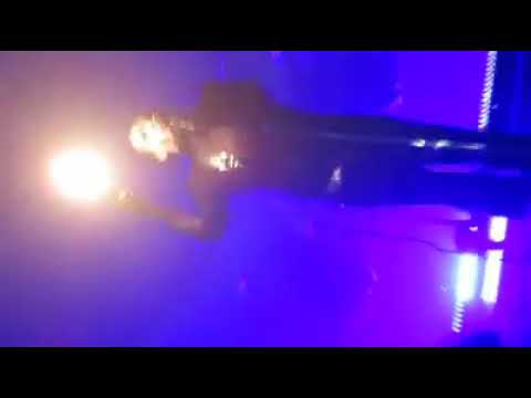 Front Row Video Of Marilyn Manson Getting Crushed By Prop Guns in NYC Front Row Video Of Marilyn Manson Getting Crushed By Prop Guns in NYC #1