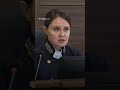 Мать погибшего фельдшера Улданы Мырзуан не смогла сдержать эмоций во время суда