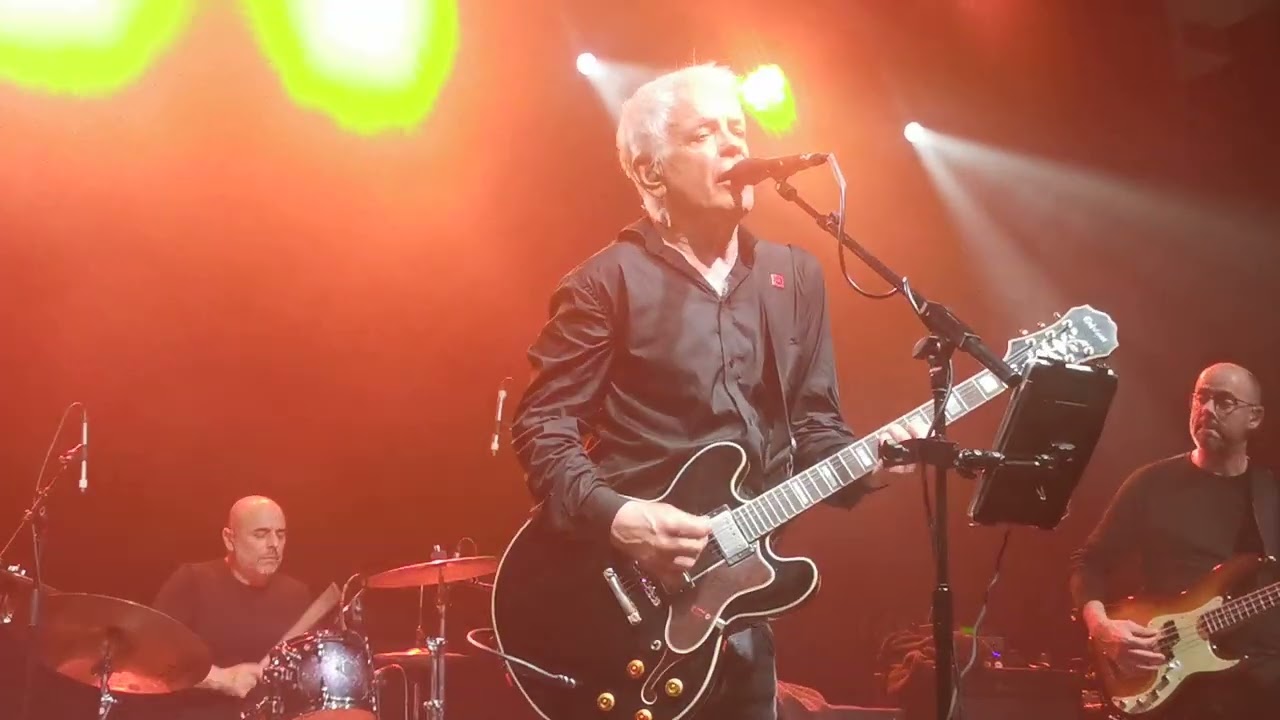 THE WEDDING PRESENT gig May 24, 2024 @Manchester Academy 2