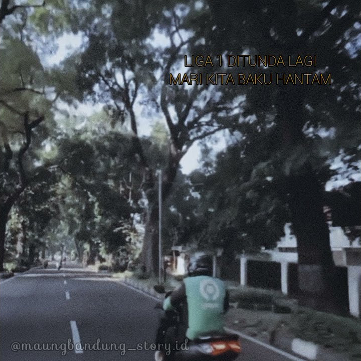 Story WA liga 1 kembali di tunda