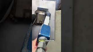 How Dry Ice Cleans Electronics Without Damage