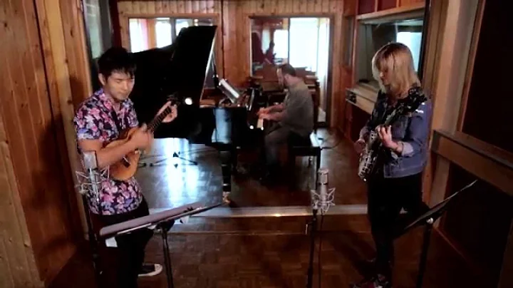 Alison Brown and Jake Shimabukuro "Feels So Good"