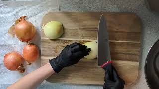 20260101 Cutting Onions