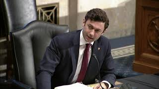 Sen. Ossoff Presses FBI Director Wray on Root Causes of Rises in Violent Crime
