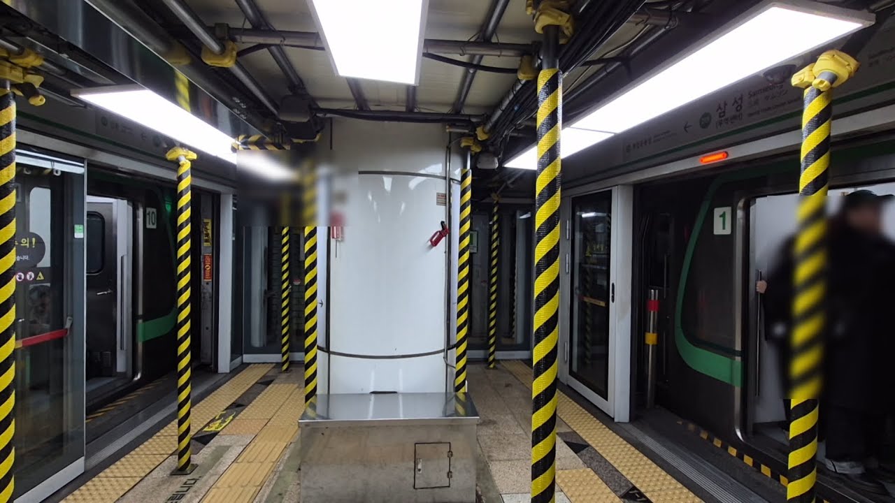 [해외 아님 서울임] 리모델링 공사가 한창인 삼성역