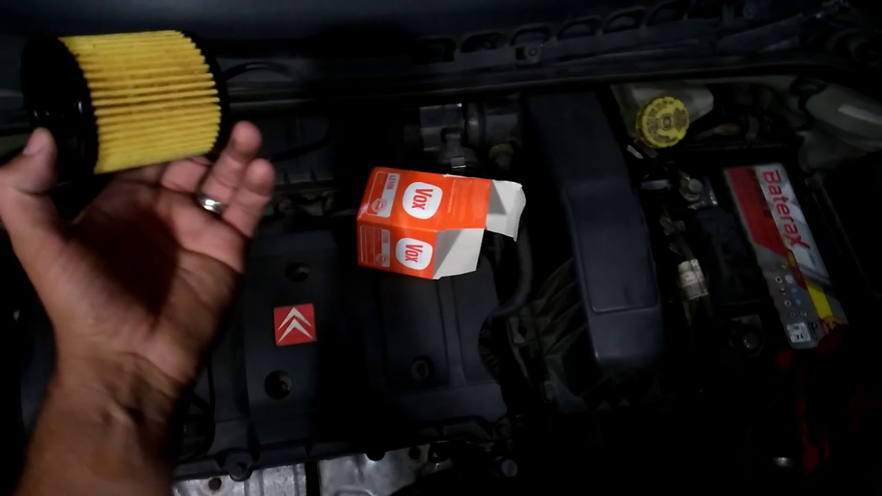 Citroen C3 1.6 16v, revisão básica ,luz de Airbag, bate papo...