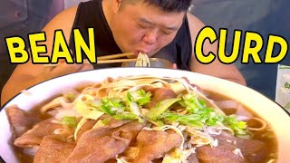 Brother Hou uses bean curd to make golden soup fat beef,and he can even finish the soup!【Fat Monkey】 screenshot 4