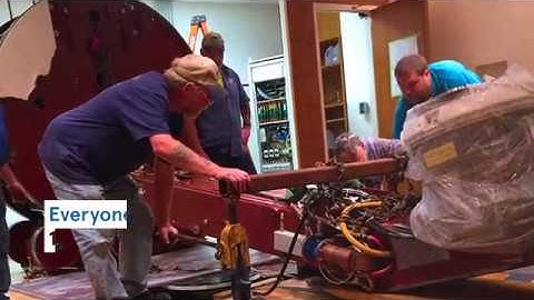 Elekta De-installation Linear Accelerator