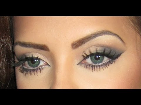 Smudged Cat Eye Makeup / How To Elongate The Eye -Using Tape Method -  Youtube