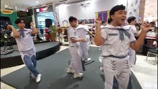 @officialind4840 3/4 performance at MUST HAVE LOVE @TransStudio.Cibubur | 22/05/2022