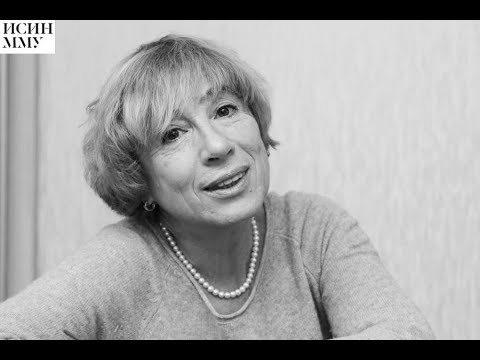 Об обучении: декан Факультета Марина Новикова-Грунд