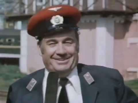 Трое на вокзале для двоих