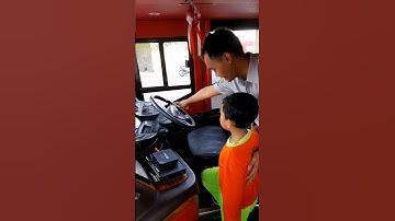 VIRAL‼️ Kid Turns On Telolet Bus Himself || Thanks for 13 million views #basuri #telolet #telolet...