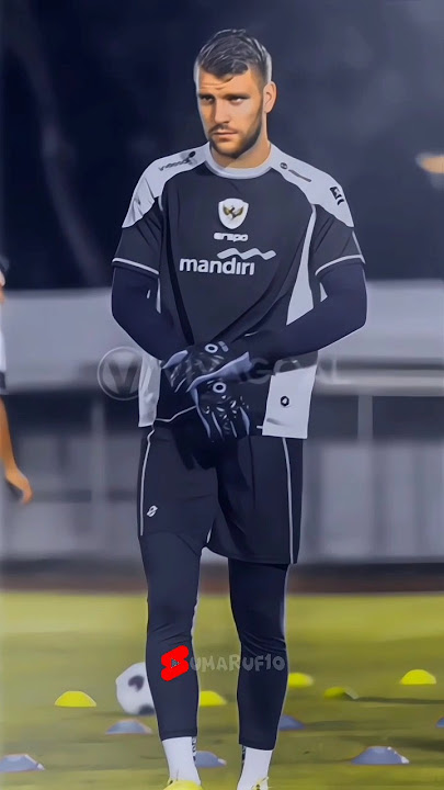 Semua aman selama kipernya Marteen paes🥶💀#marteenpaes#timnasindonesia#football#indonesia