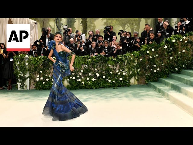 Zendaya makes grand entrance at 2024 Met Gala