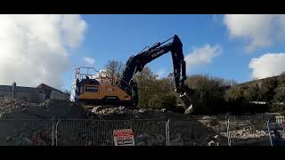 Truro Bowl Demo Update - Rubble sorting and Foundation lifting Good job 