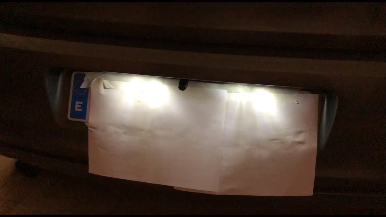 Cambiar luces de matricula a LED, Volkswagen POLO YouTube Cambiar luces de matricula a LED, Volkswagen POLO YouTube