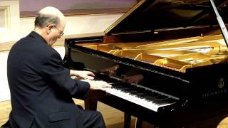 Chopin Prelude Op. 28, No. 15 "Raindrop" performed by Marjan Kiepura chords