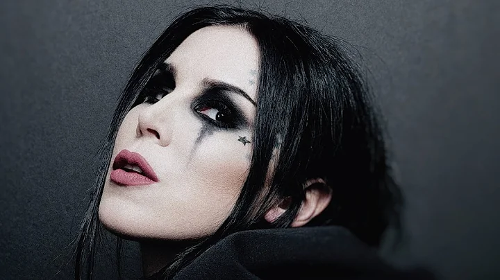 Kat Von D - Fotos y Recuerdos (Selena Cover)