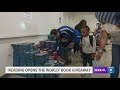 Dozens attend Houston Federation of Teachers book giveaway in Homestead