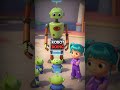 Gigi Stops the Vacuum Robot Rebellion