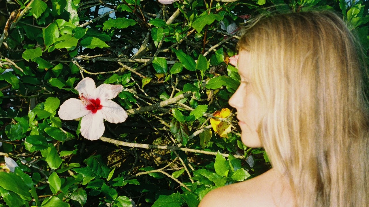 Alice Phoebe Lou - Sparkle (Official Audio)