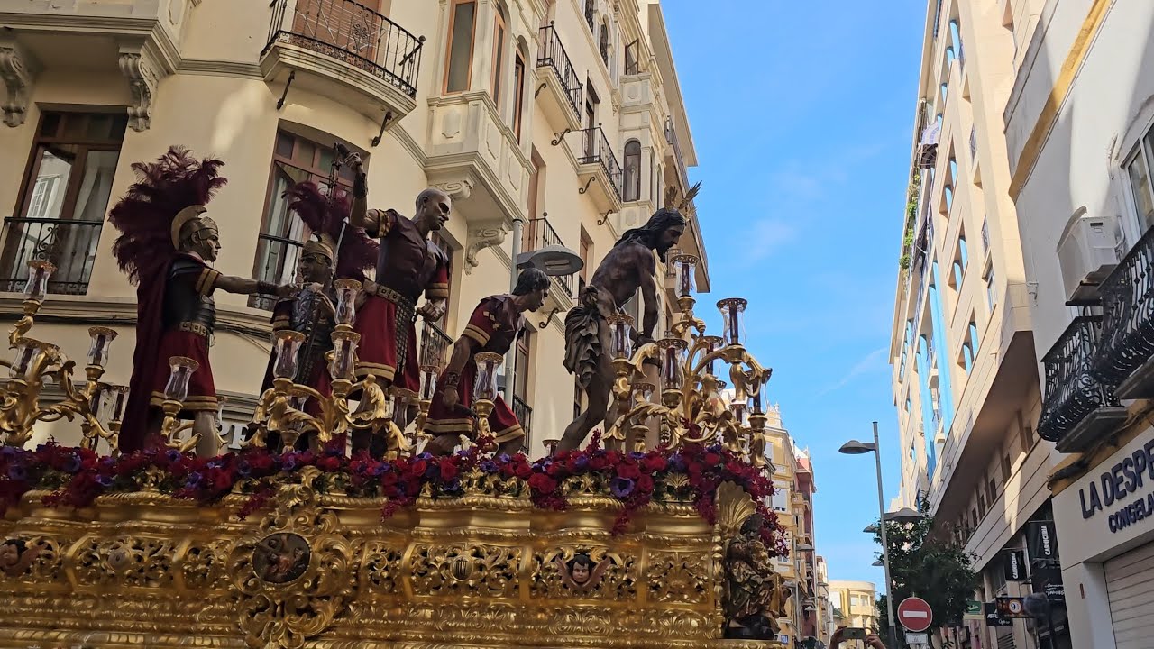 4K | SALIDA EXTRAORDINARIA DEL MISTERIO DE LA FLAGELACIÓN | C/ ISABEL CABRAL - C/ CAMOENS | 2025