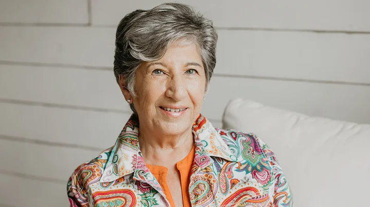Social Soundbites with Author, Kathleen Barrett