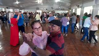 matine muito animado no clube do bairro guarani em itapejara do oeste(com marcos e margarida)