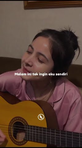 Tak Ingin Sendiri - Dian Piesesha (Story WA) || Menunggumu sampai akhir hidupku
