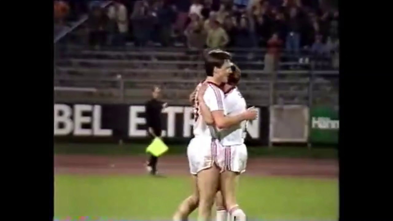 Ásgeir Sigurvinsson | Stuttgart