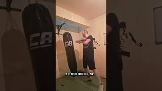 IL BACK FIST dell'arte marziale di BRUCE LEE JKD