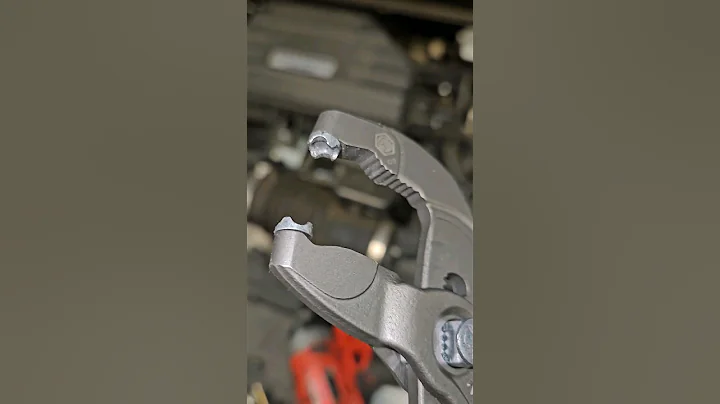 Knipex Cobra Locking Hose Clamp Pliers Link In Bio 🔧😏👌 #knipex #hoseclamppliers #knipexcobra #honda