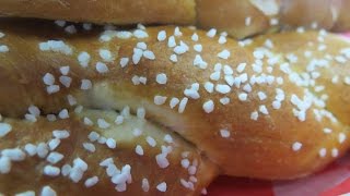 How to make a soft pretzel : Time Lapse