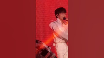 Thumbnail of 高清小品_羽毛飞嘴里《Monsters》 周深Charlie Zhou Shen 9.29Hz世界巡回演唱会多伦多站2025.3.14 Cr. 可达呀（小红书）