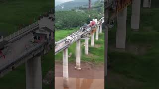 Its Absolutely Amazingthe Red Wine Town In Fuling, Chongqing Has Built Houses Right On A Bridge