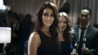 Музыка из рекламы Guinness Black Lager - Black Dress (2012) Музыка из рекламы Guinness Black Lager - Black Dress (2012)