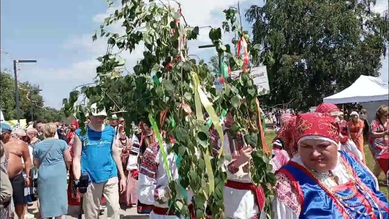 Фестиваль на троицу новая усмань. Троица в новой усмани 2024. Фольклорный фестиваль. Фестиваль на троицу усмань 2023. Березки новая усмань.