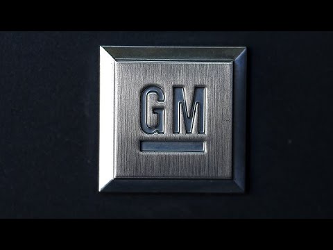 Gm to hike dividend by 33%, buy back $10 billion of stock