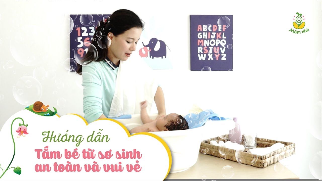 Hướng dẫn tắm bé sơ sinh