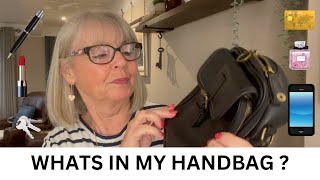 WHATS IN MY BAG? A small cross body bag, but big enough for all my daily essentials ( AD Gifted )