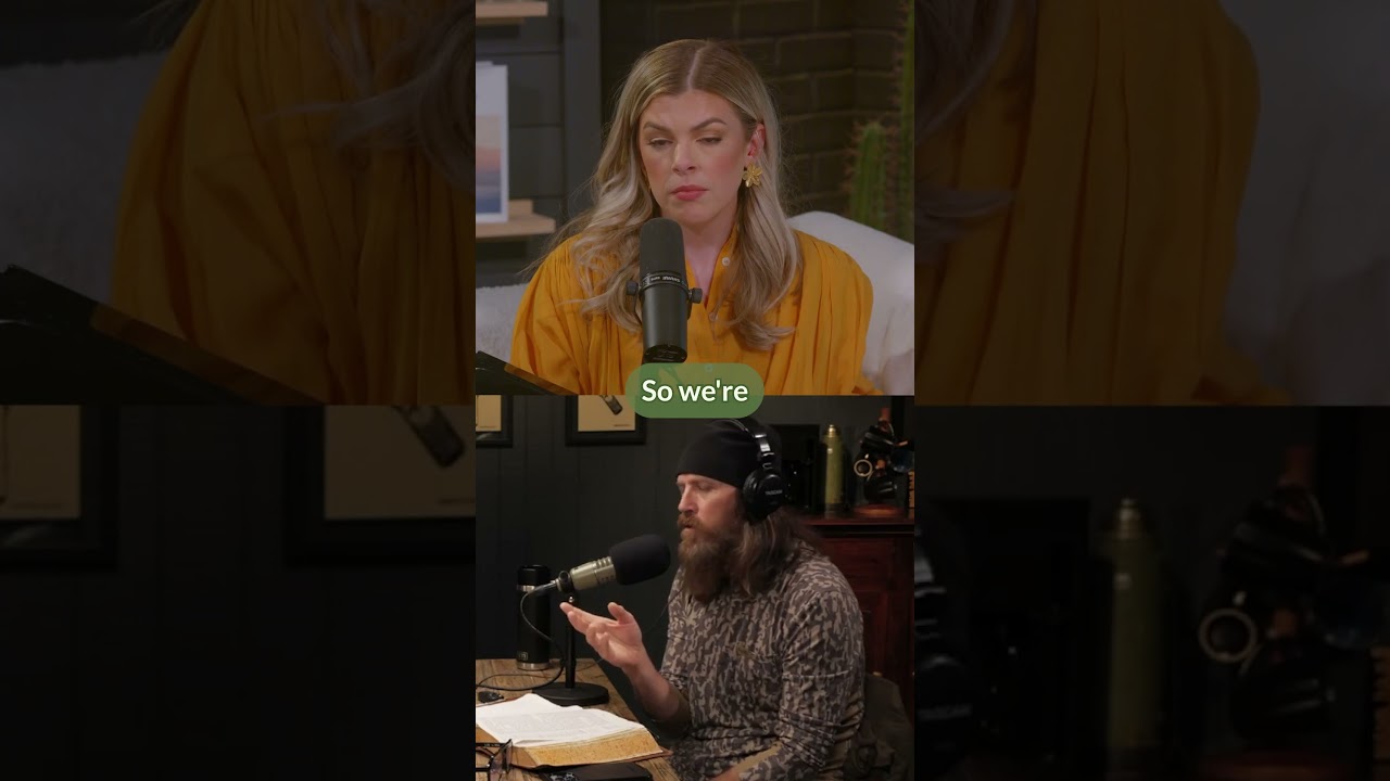 Phil Robertson shares the gospel with Trump